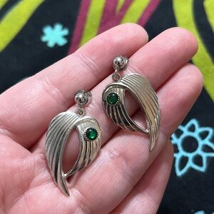 VTG Southwestern Silver Tone Metal Wing Design Post Pierced Costume Earrings
